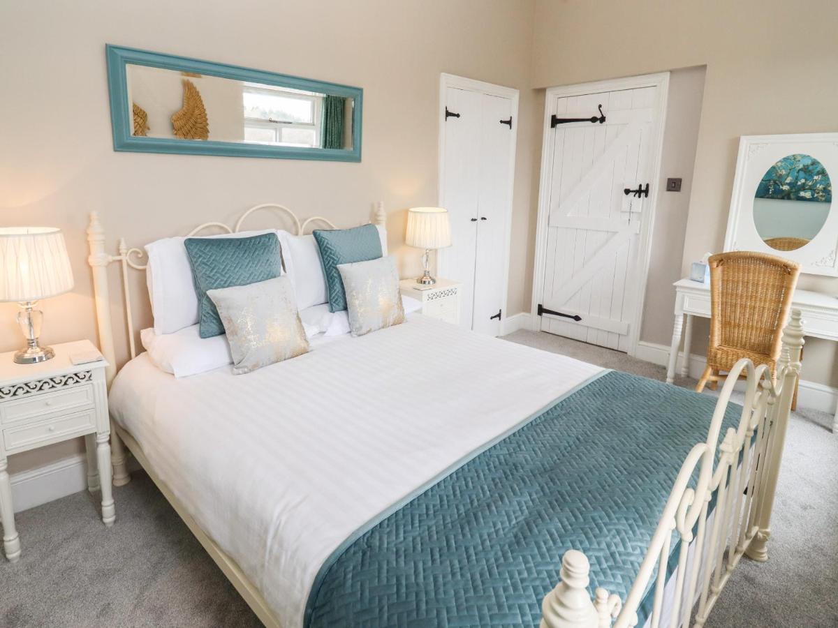 The Stable Apartment Lydney Ngoại thất bức ảnh